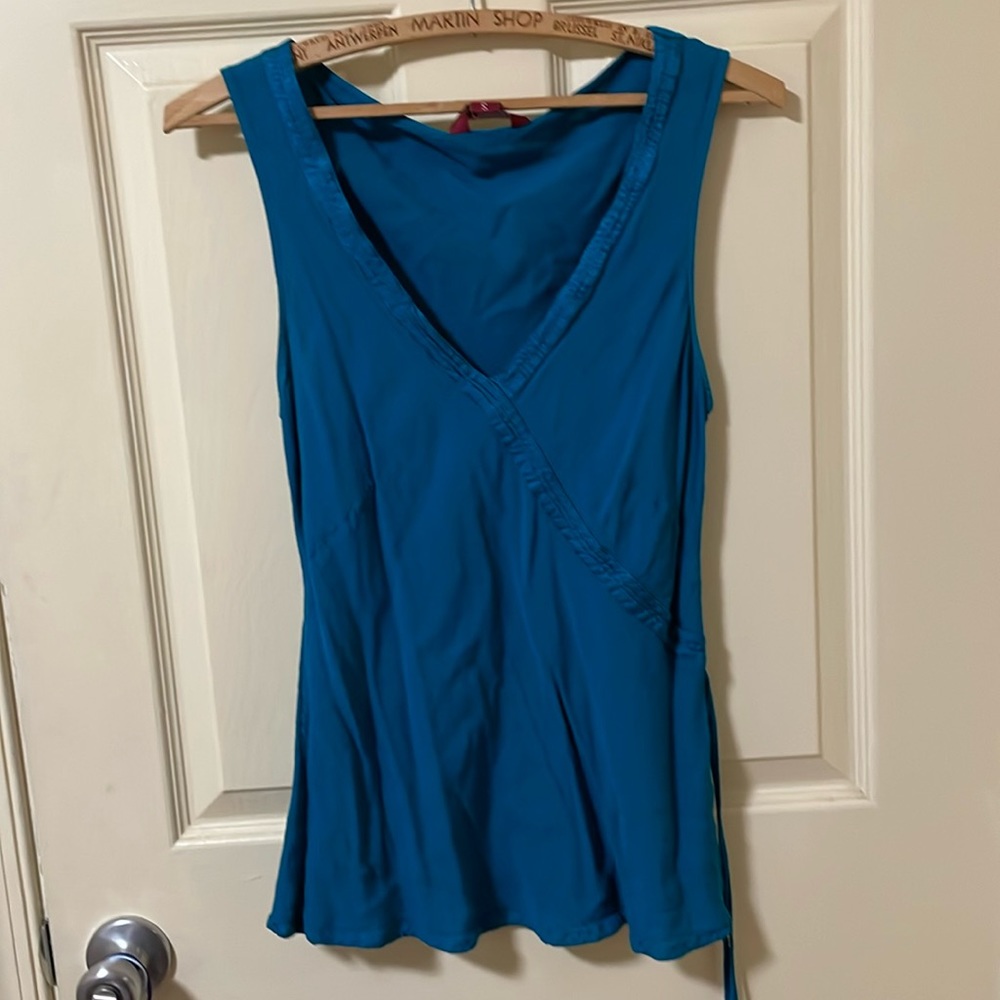 Teal vicose sleeveless top